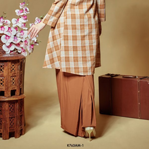 Ameera Kurung in Brown (K763AM-1) - Image 4