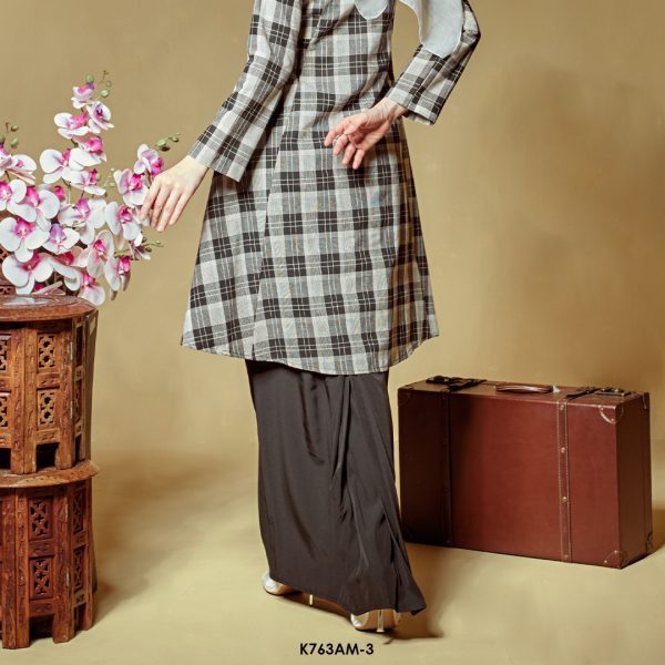 Ameera Kurung in Black (K763AM-3) - Image 4