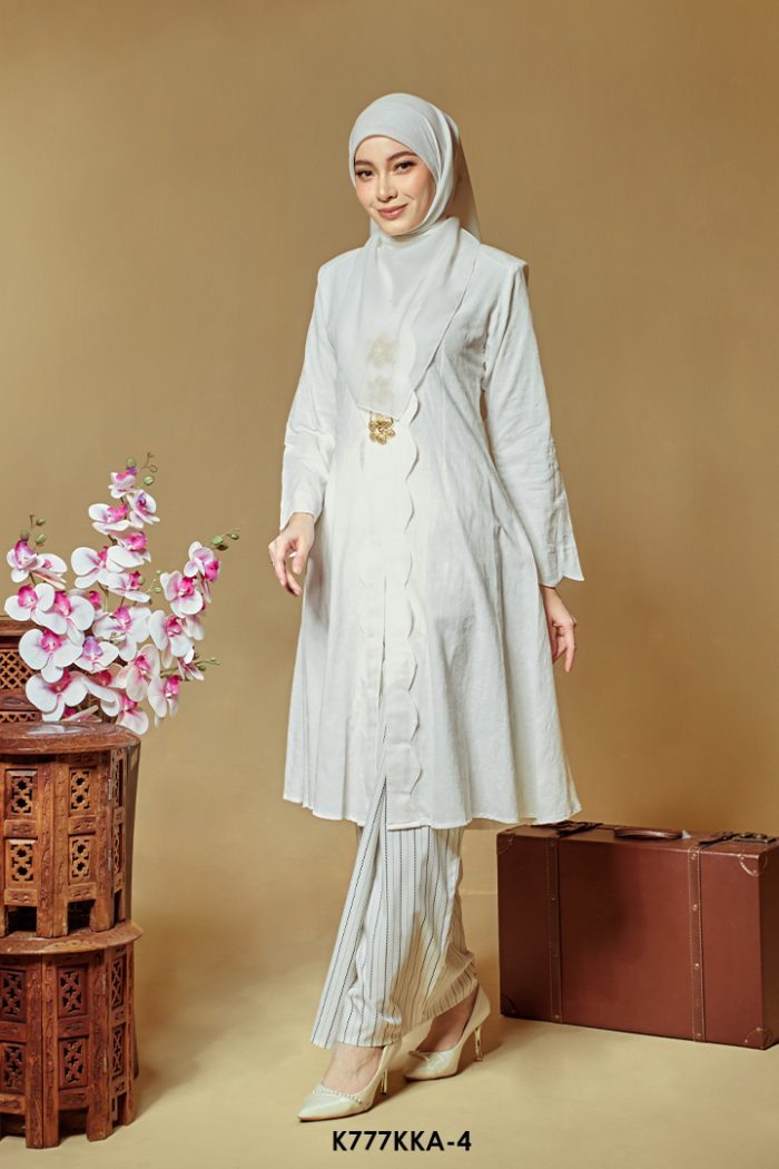 Kebarung Anggerik in White (K777KKA-4)