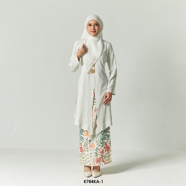 Kebaya Anggun 2.0 in White (K784KA-1)
