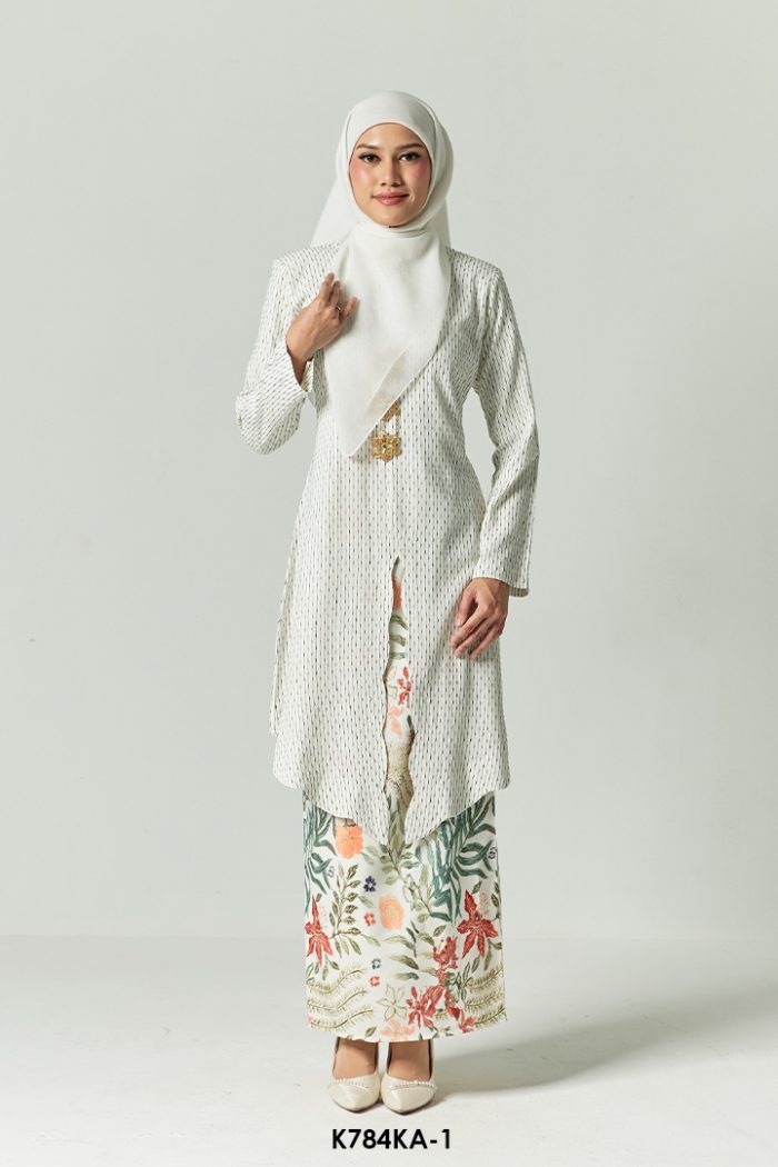 Kebaya Anggun 2.0 in White (K784KA-1)
