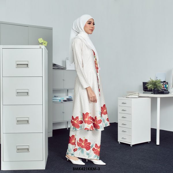 Kebarung Batiq Mia in Cream (BMK421KKM-3) - Image 2