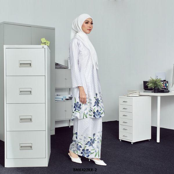 Riau Kurung Batiq Mia in Light Blue (BMK422KR-2) - Image 2