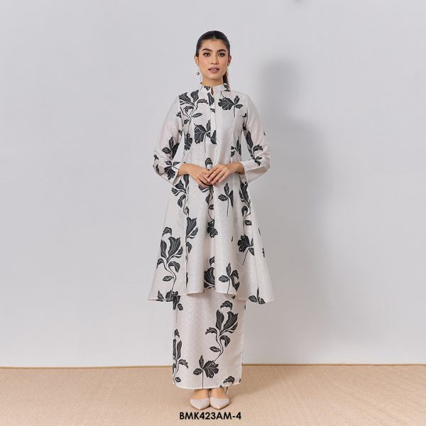 Ameera Kurung in Off White (BMK423AM-4)