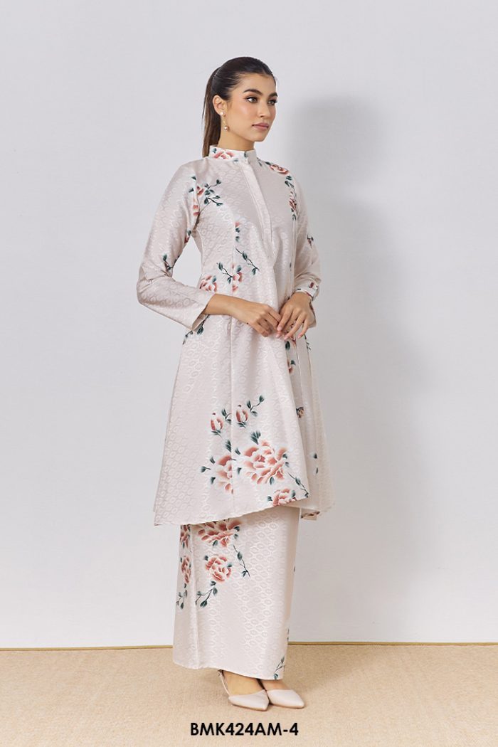 Ameera Kurung in Off White (BMK424AM-4)