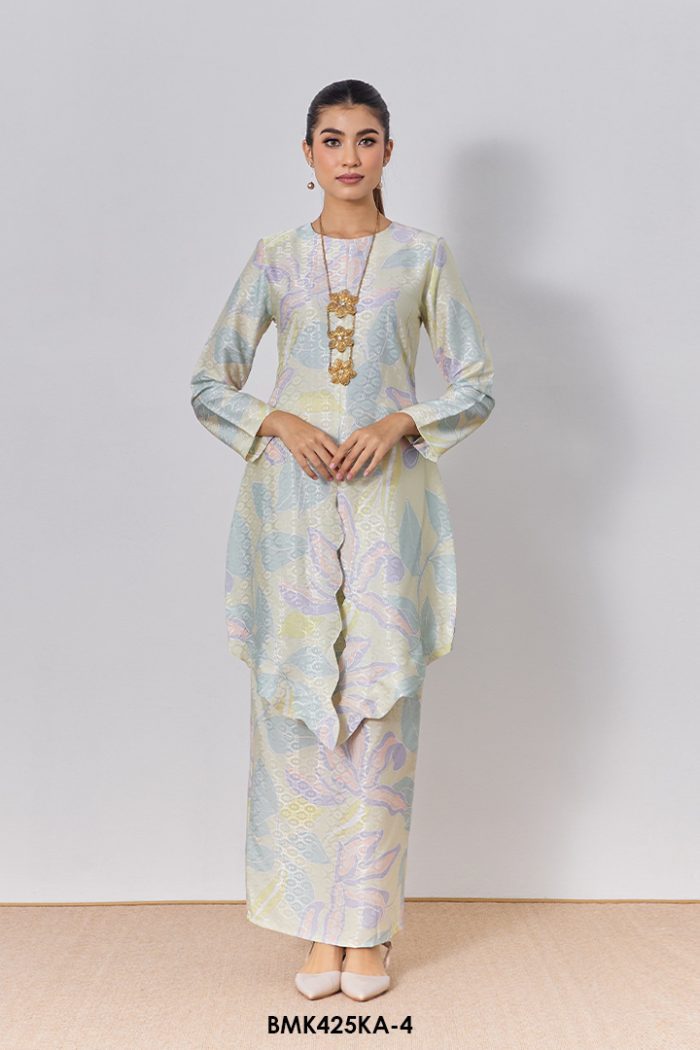 Kebaya Anggun 2.0 in Pale Yellow (BMK425KA-4)