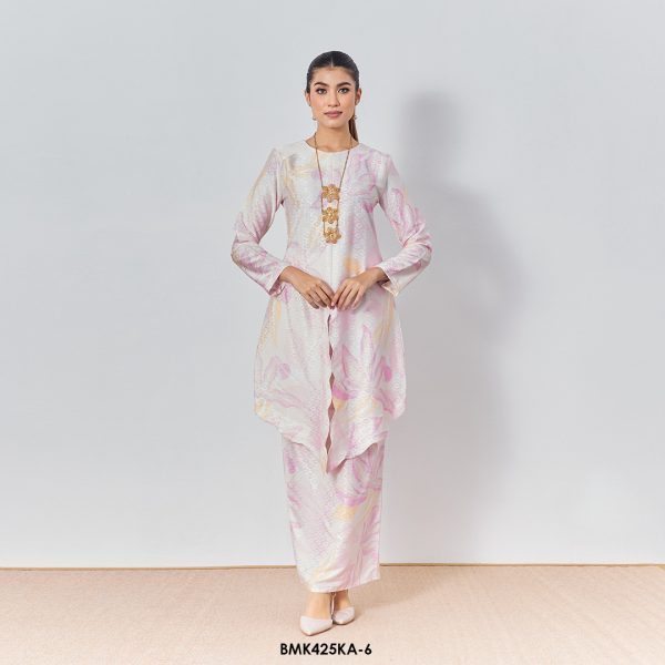 Kebaya Anggun 2.0 in Cream (BMK425KA-6)