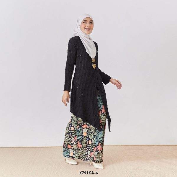 Kebaya Anggun 2.0 in Black  (K791KA-6) - Image 2