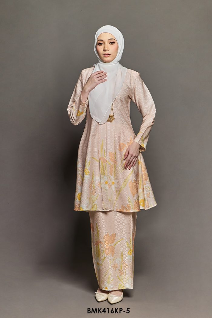 Kebarung Kalthom Petite in Pastel Orange (BMK416KP-5)