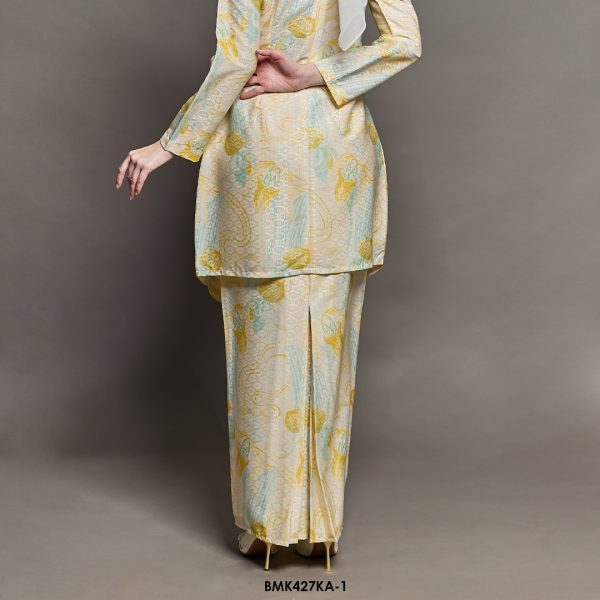 Kebaya Anggun Batiq Mia 2.0 in Soft Yellow (BMK427KA-1) - Image 4