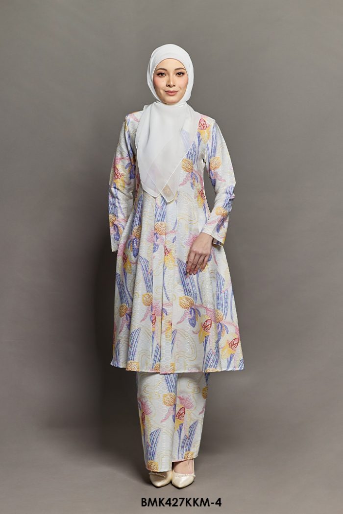 Kebarung Kalthom Batiq Mia in White (BMK427KKM-4)