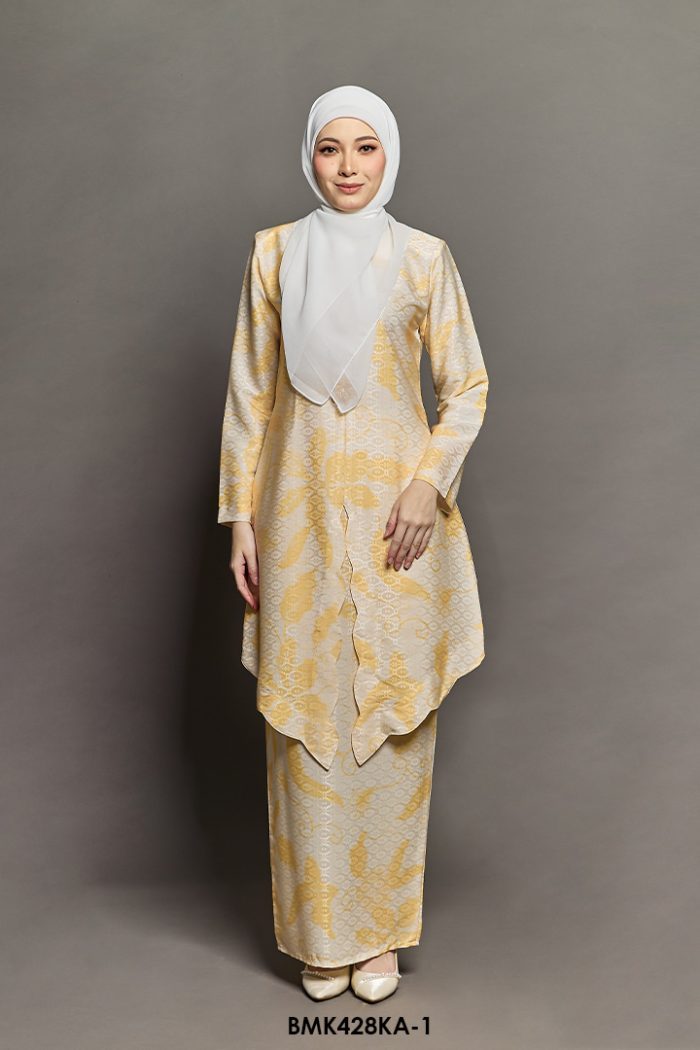 Kebaya Anggun Batiq Mia 2.0 in Pastel Yellow (BMK428KA-1)