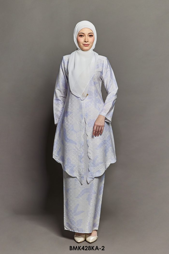 Kebaya Anggun Batiq Mia 2.0 in Pearl (BMK428KA-2)