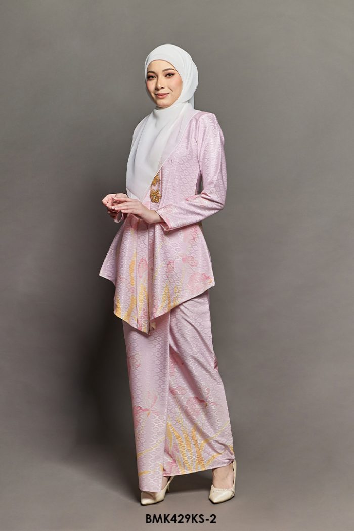Kebaya Saloma Batiq Mia in Soft Pink (BMK429KS-2)