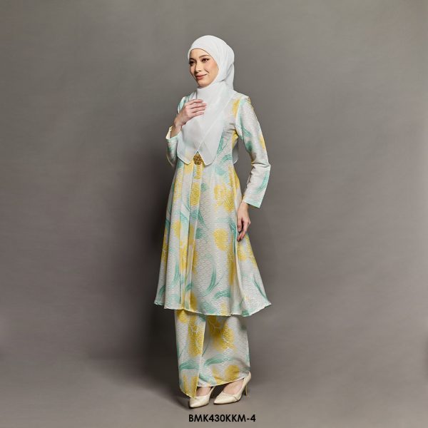 Kebarung Kalthom Batiq Mia in Cream (BMK430KKM-4) - Image 2