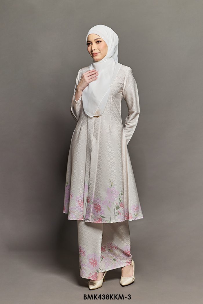 Kebarung Kalthom Batiq Mia in Cream (BMK438KKM-3)