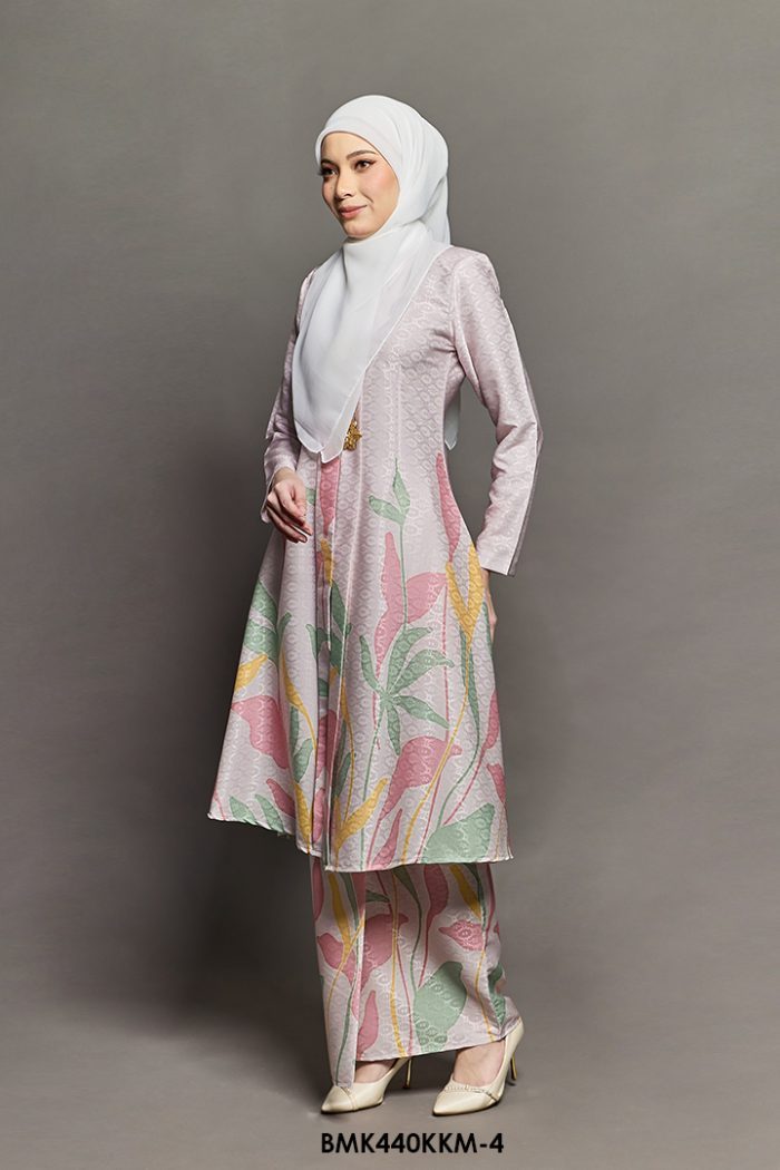 Kebarung Kalthom Batiq Mia in Light Pink (BMK440KKM-4)