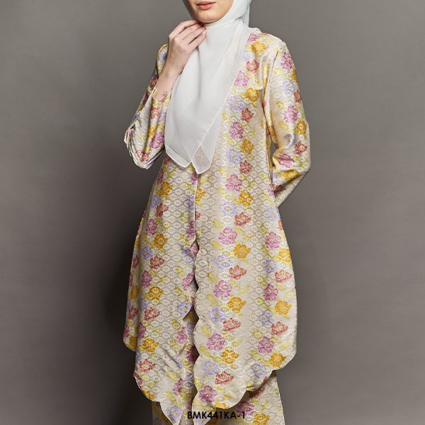 Kebaya Anggun Batiq Mia 2.0 in Pastel Yellow (BMK441KA-1) - Image 4