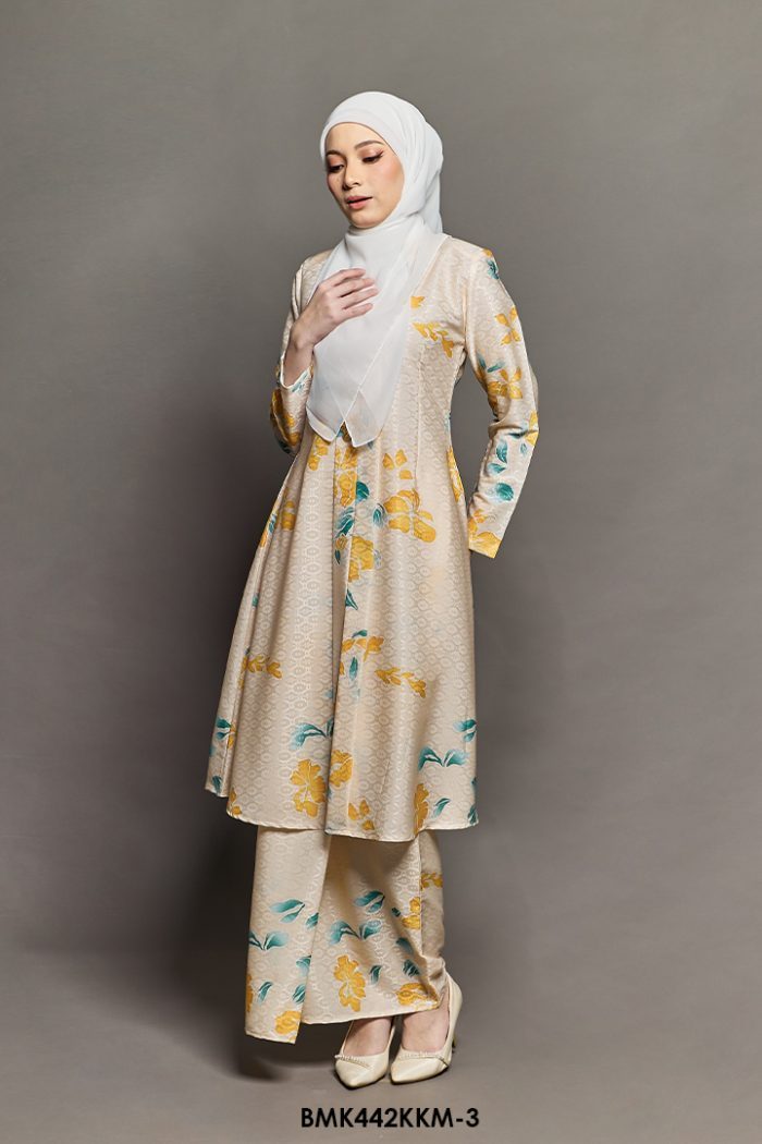Kebarung Kalthom Batiq Mia in Yellow (BMK442KKM-3)