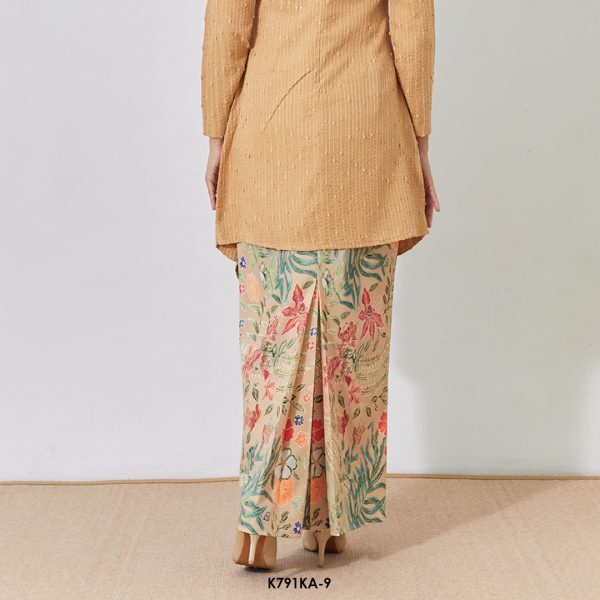 Kebaya Anggun 2.0 in Tan (K791KA-9) - Image 3