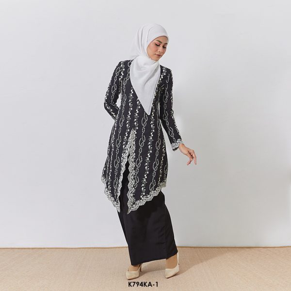 Kebaya Anggun 2.0 in Black (K794KA-1) - Image 2