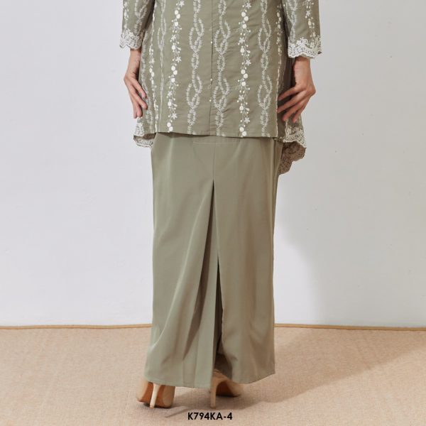 Kebaya Anggun 2.0 in Moss Green (K794KA-4) - Image 3