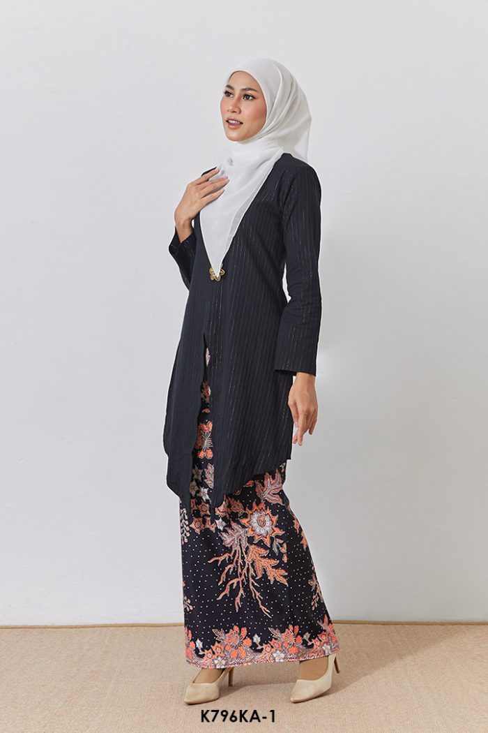 Kebaya Anggun 2.0 in Black (K796KA-1)