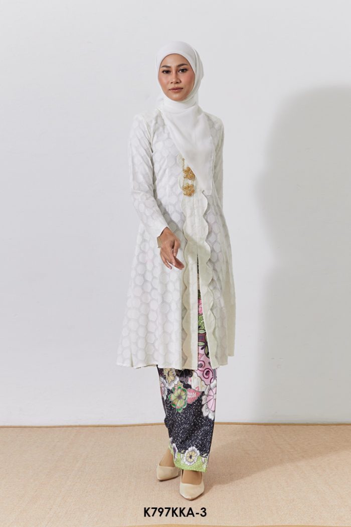 Kebarung Anggerik in White (K797KKA-3)