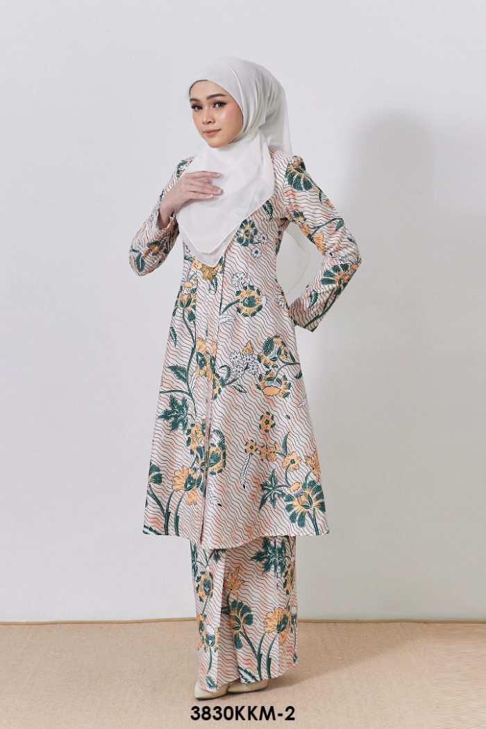 Kebarung Kalthom in Emerald (3830KKM-2)