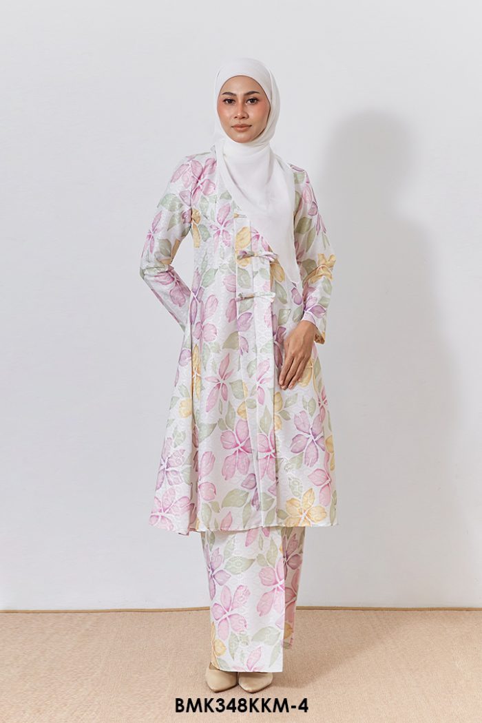Kebarung Batiq Mia 3.0 Ribbon in White (BMK348KKM-4)