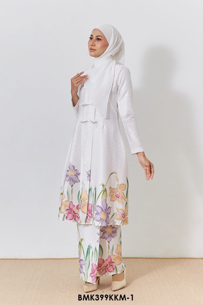 Kebarung Batiq Mia 3.0 Ribbon in White (BMK399KKM-1)