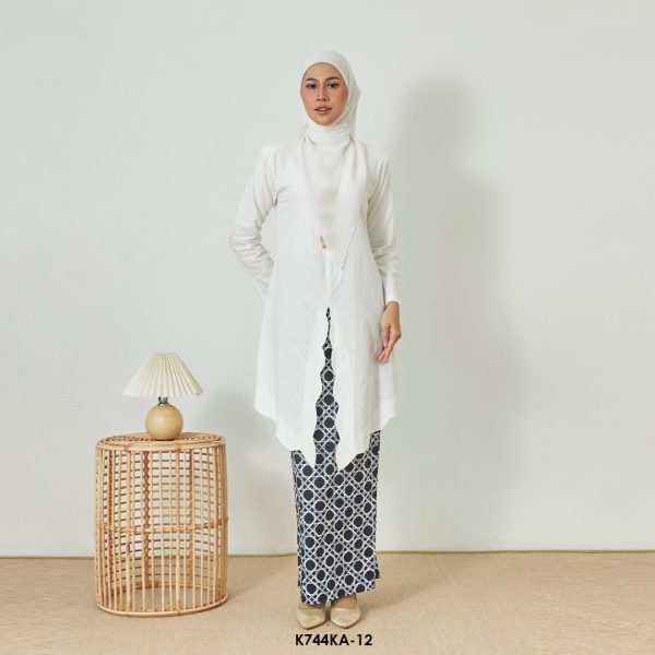 Kebaya Anggun 2.0 in Off White (K744KA-12)