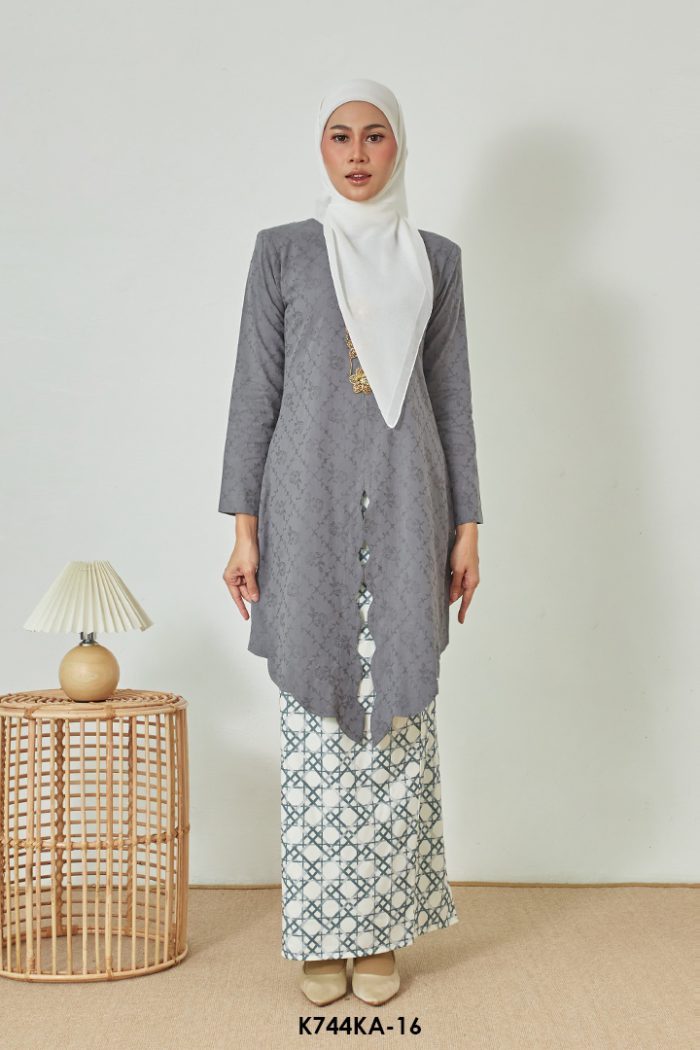 Kebaya Anggun 2.0 in Grey (K744KA-16)