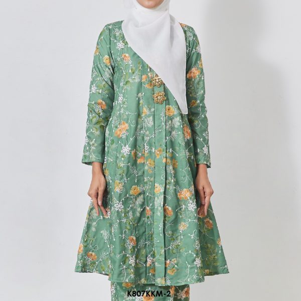 Kebarung Kalthom Sulam in Faded Green (K807KKM-2) - Image 3