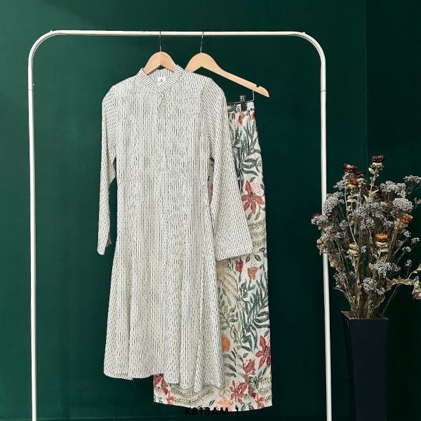 Ameera Kurung in Buttercream (K813AM-1) - Image 4