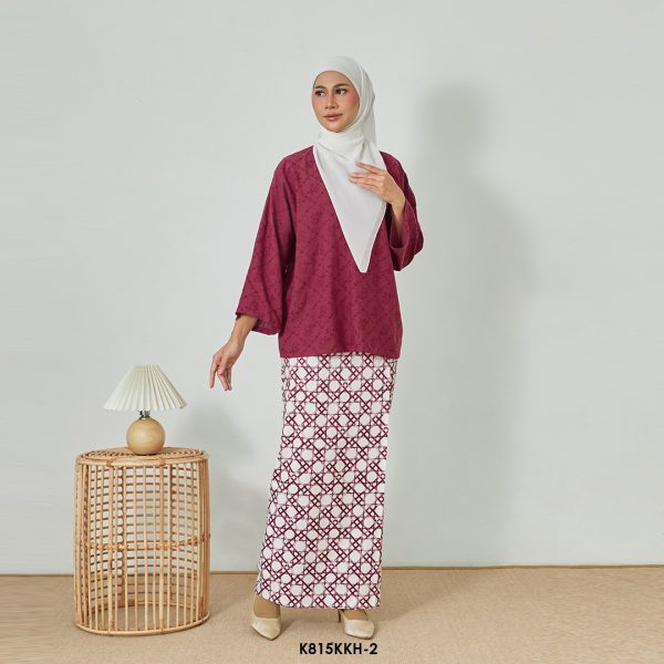 Kurung Kedah in Maroon (K815KKH-2) - Image 2