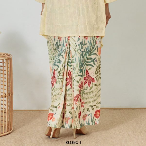 Kebaya Cindai in White (K818KC-1) - Image 3