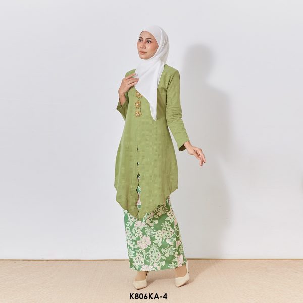 Kebaya Anggun 2.0 in Olive (K806KA-4) - Image 2