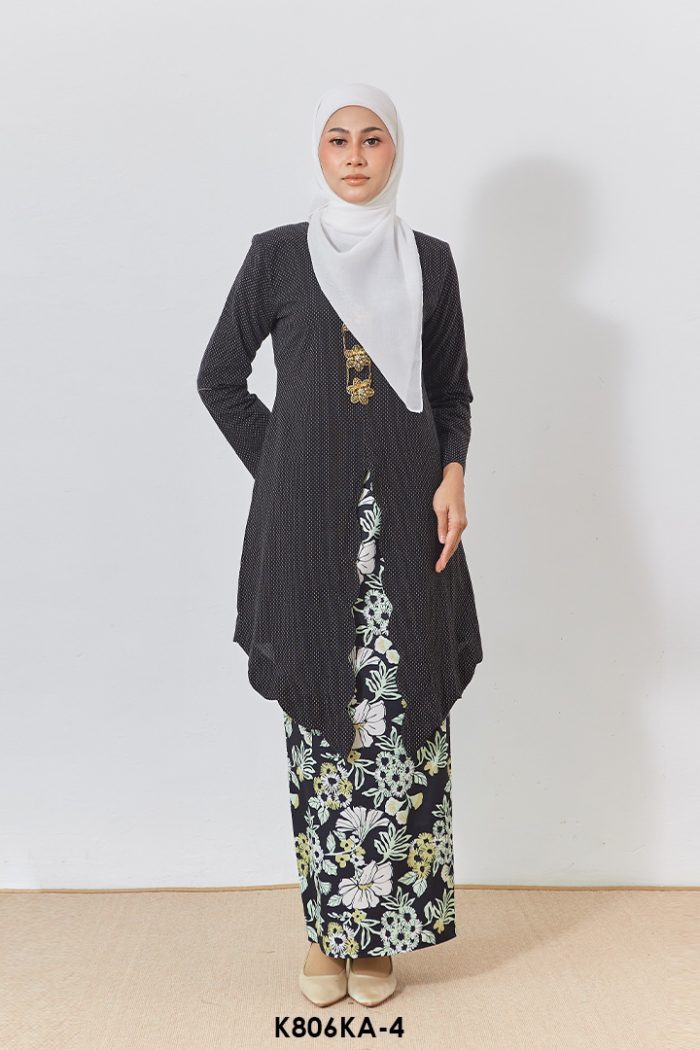 Kebaya Anggun 2.0 in Black (K806KA-5)