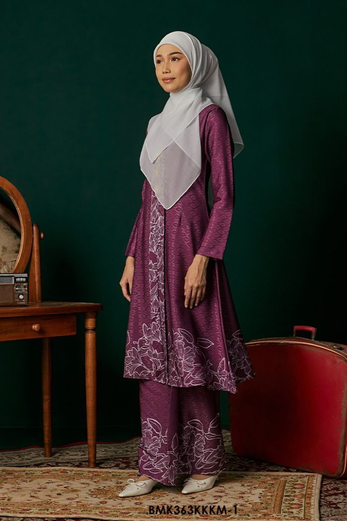 Kebarung Batiq Mia in Mangosteen (BMK363KKM-1)