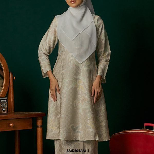 Ameera Kurung in Off White (BMK404AM-1) - Image 3