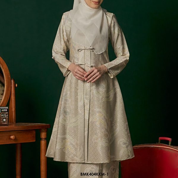 Kebarung Batiq Mia 3.0 Ribbon in Off White (BMK404KKM-1) - Image 3