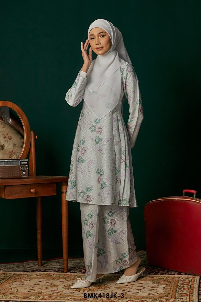 Juliana Kurung Batiq Mia in Pearl Green (BMK418JK-3)