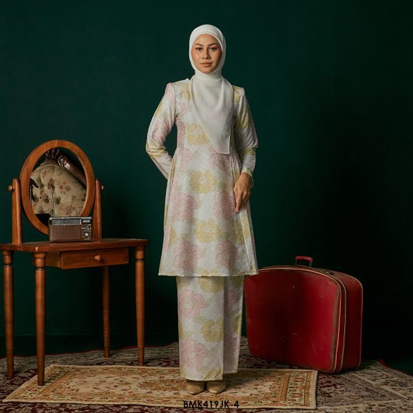 Juliana Kurung Batiq Mia in Pearl White (BMK419JK-4)