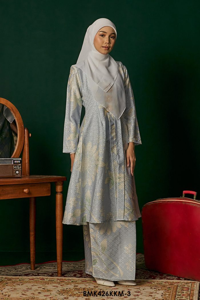 Kebarung Kalthom Batiq Mia in Baby Blue (BMK426KKM-3)