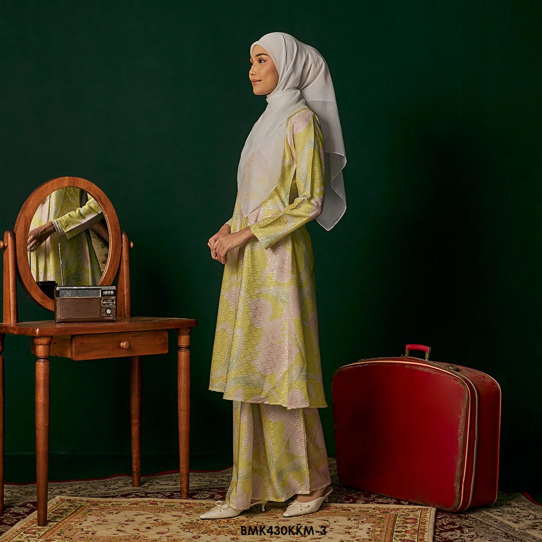 Kebarung Kalthom Batiq Mia in Lemon (BMK430KKM-3) - Image 2