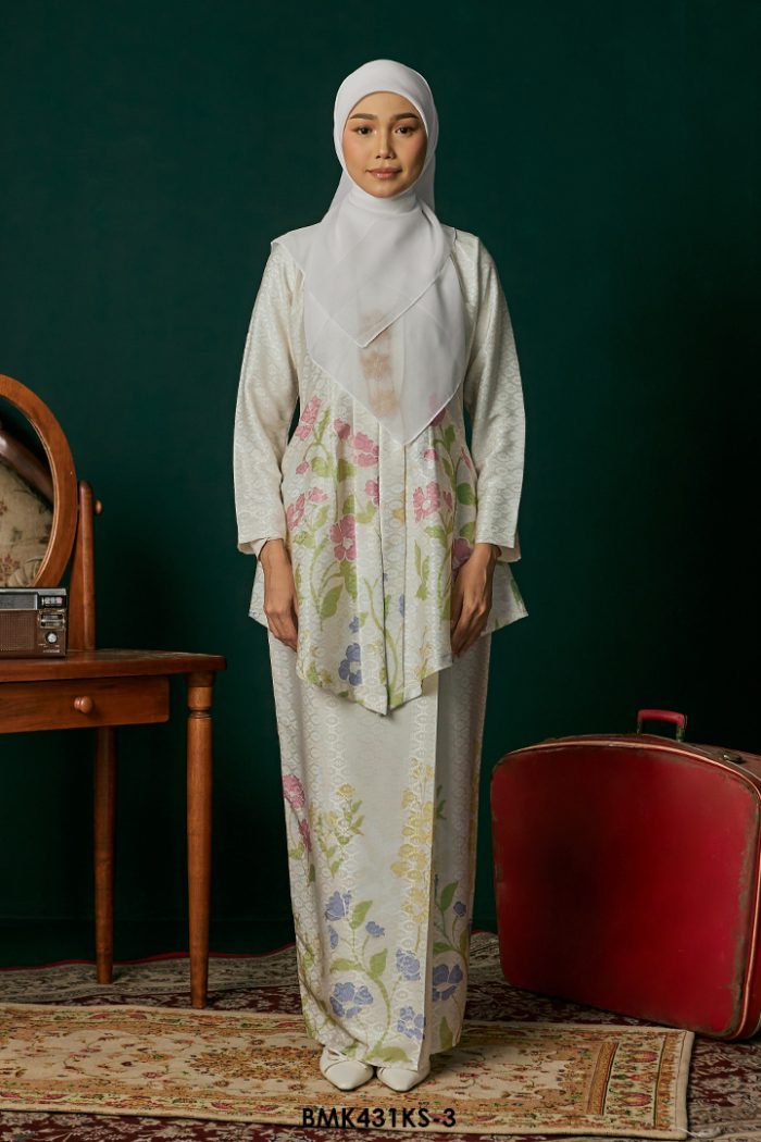 Kebaya Saloma in Paddlepop (BMK431KS-3)