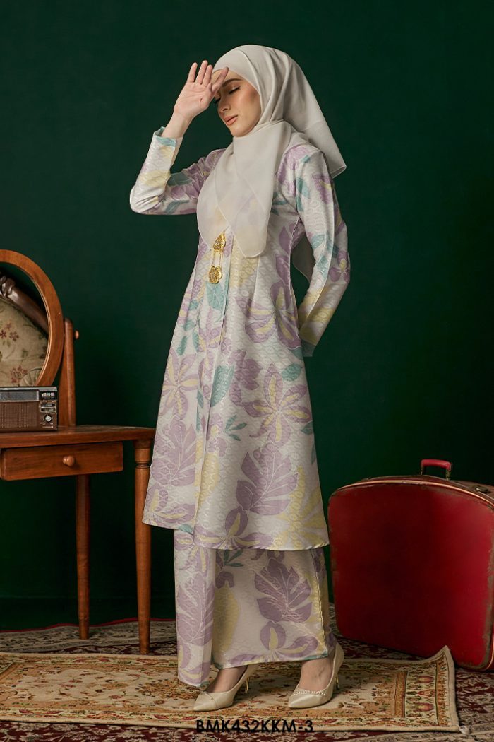 Kebarung Kalthom Batiq Mia in Heather (BMK432KKM-3)