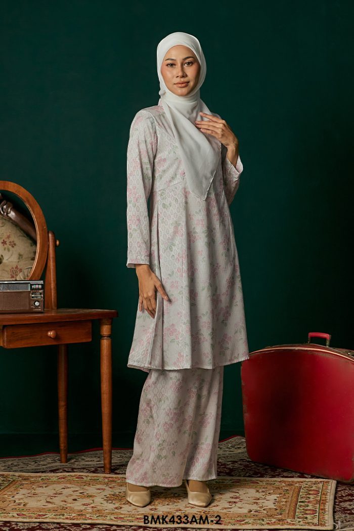 Ameera Kurung in Soft Pink (BMK433AM-2)