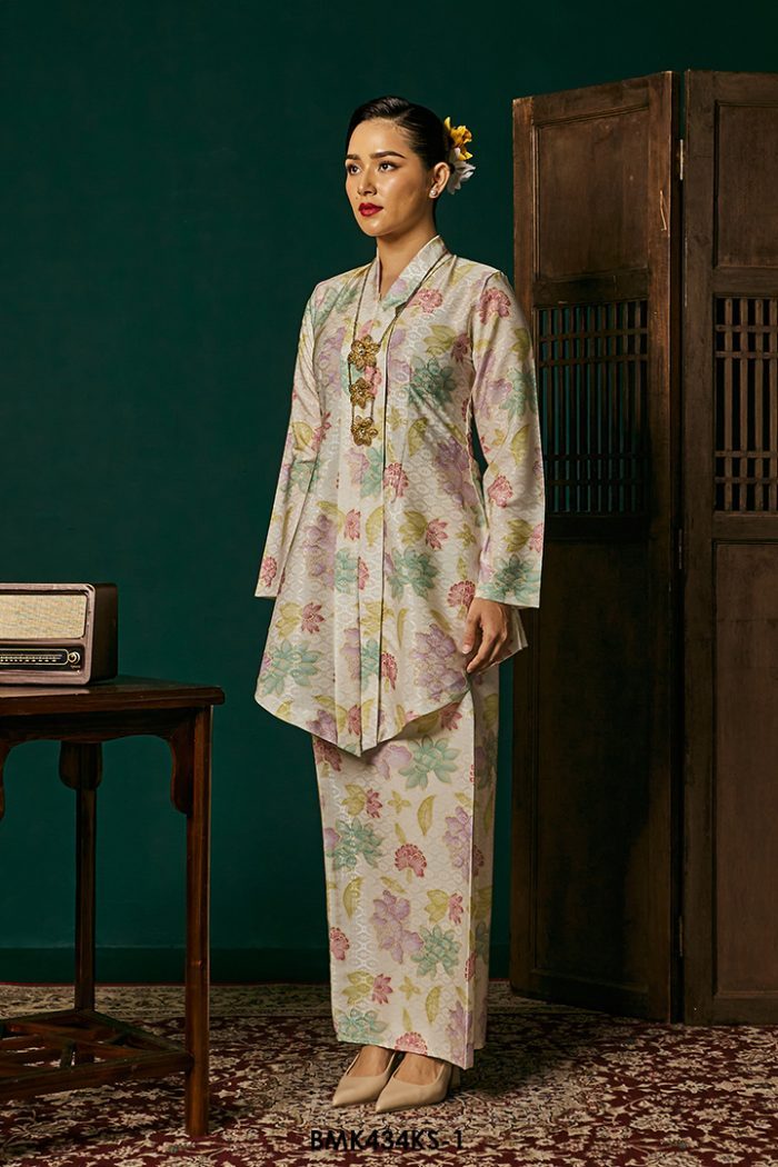 Kebaya Saloma in Purple Mint (BMK434KS-1)